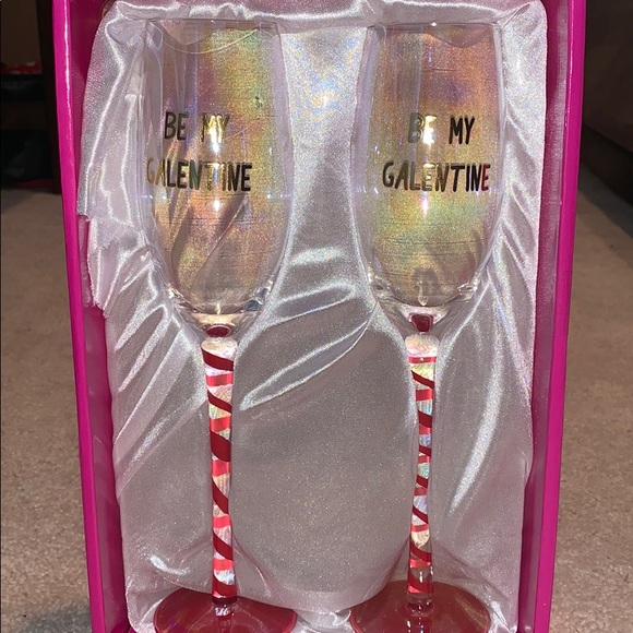 Champagne glasses, Great for V Day, NWTs - Picture 1 of 1